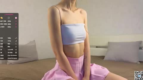 Snapshot of avgustajemes chatting on 20, 11, 2025 Lucy online show from 20, 11, 2025