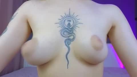 avgustina_love online show from 4, 12, 2025