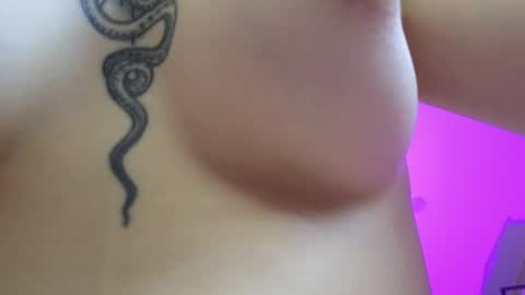 avgustina_love online show from 4, 7, 2026