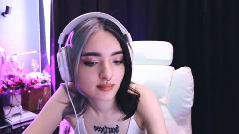 Avriel online show from 20, 1, 2025