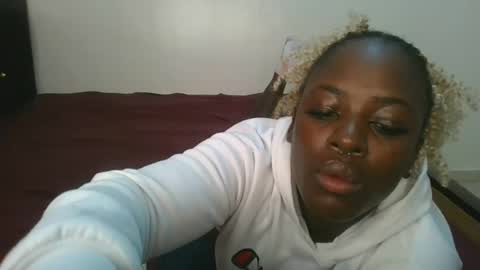 avian_babe1 online show from 24, 7, 2026