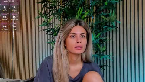 AVRILL CYRUX online show from 7, 3, 2025