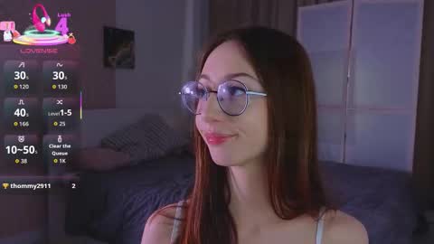 Snapshot of avrillemell chatting on 18, 10, 2025 Avril online show from 18, 10, 2025