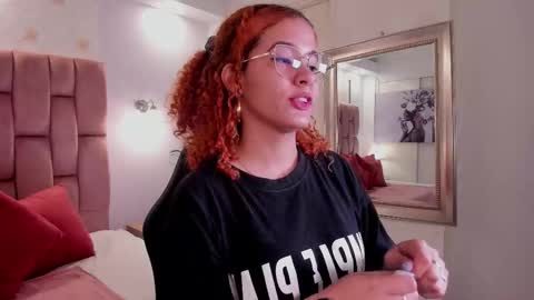 Avril  online show from 22, 11, 2025