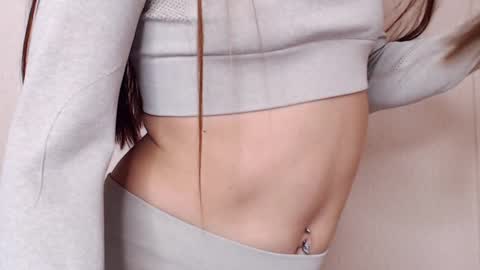 Snapshot of avrora_lew_ chatting on 9, 2, 2025 Avrora Inst online show from 9, 2, 2025