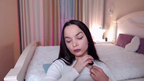 Snapshot of avrora_lew_ chatting on 26, 10, 2025 Avrora Inst online show from 26, 10, 2025