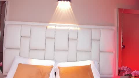 Avy  online show from 27, 2, 2026