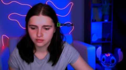 awesomeemma_ online show from 8, 5, 2026