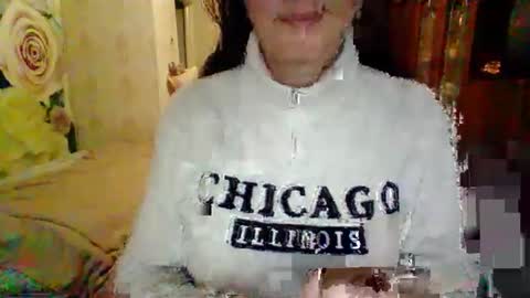 Snapshot of awesomeladyy chatting on 9, 12, 2024 awesomeladyy online show from 9, 12, 2024