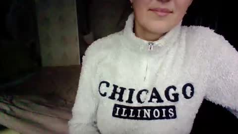 Snapshot of awesomeladyy chatting on 10, 12, 2024 awesomeladyy online show from 10, 12, 2024