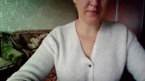 Snapshot of awesomeladyy chatting on 30, 9, 2025 awesomeladyy online show from 30, 9, 2025