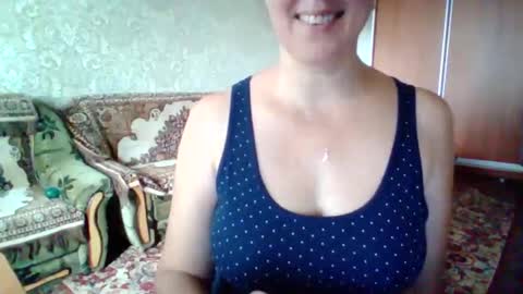 Snapshot of awesomeladyy chatting on 6, 10, 2025 awesomeladyy online show from 6, 10, 2025