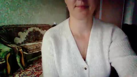 Snapshot of awesomeladyy chatting on 7, 10, 2025 awesomeladyy online show from 7, 10, 2025