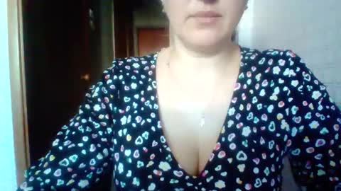 awesomeladyy online show from 5, 4, 2026