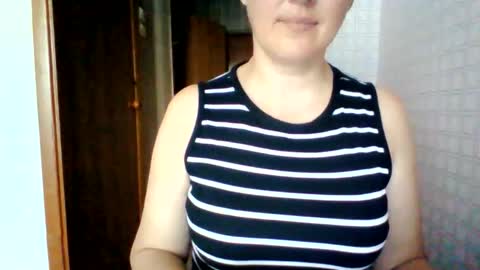 awesomeladyy online show from 11, 6, 2026