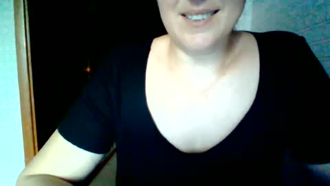 awesomeladyy online show from 27, 6, 2026