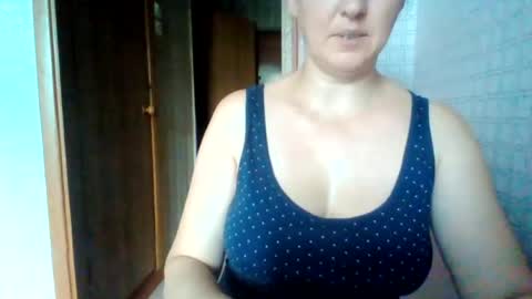 awesomeladyy online show from 5, 7, 2026