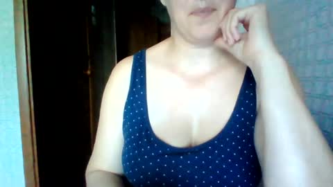 awesomeladyy online show from 15, 7, 2026