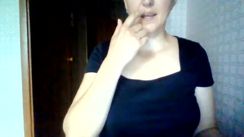 awesomeladyy online show from 21, 7, 2026