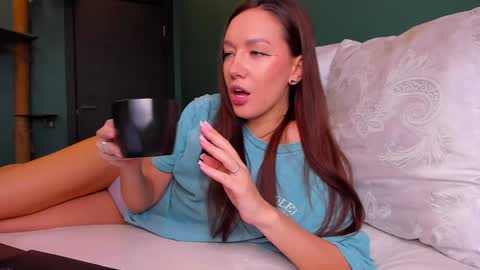 Snapshot of awgustina_sweetheart22 chatting on 2, 2, 2025 Awgustina online show from 2, 2, 2025