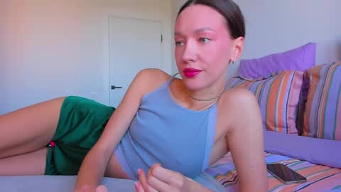 Snapshot of awgustina_sweetheart22 chatting on 25, 5, 2026 Awgustina online show from 25, 5, 2026