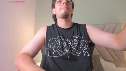 Yooung King  online show from 25, 2, 2026