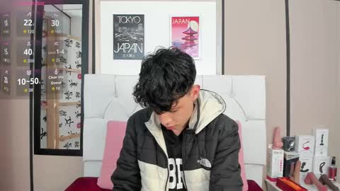 Axel Evanss online show from 9, 9, 2025