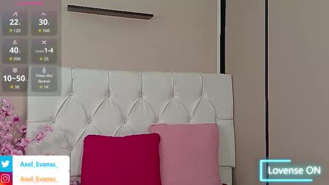 Axel Evanss online show from 7, 10, 2025