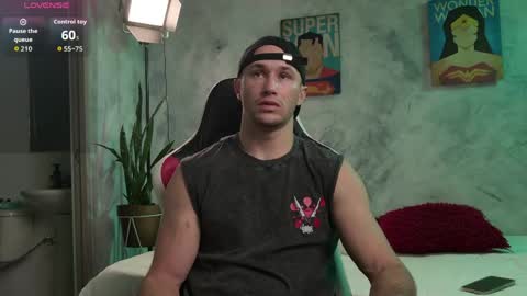 Axel Fairchaild online show from 4, 4, 2026