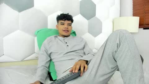 Snapshot of axel_forte chatting on 1, 12, 2025 Axel Forte online show from 1, 12, 2025