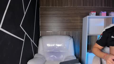 axel_grey_ online show from 22, 9, 2025