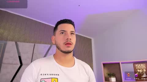 axel_grey_ online show from 3, 2, 2026