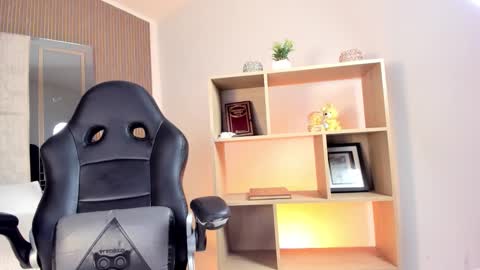 axel_grey_ online show from 23, 3, 2026