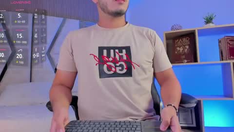 axel_grey_ online show from 23, 4, 2026