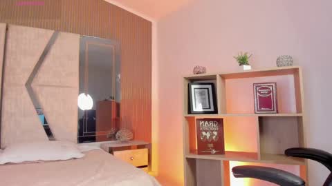 axel_grey_ online show from 26, 4, 2026