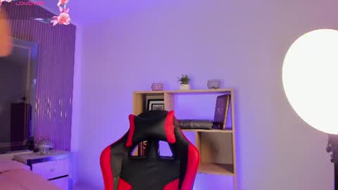 axel_grey_ online show from 14, 7, 2026