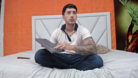 axel_hendrick online show from 2, 2, 2026