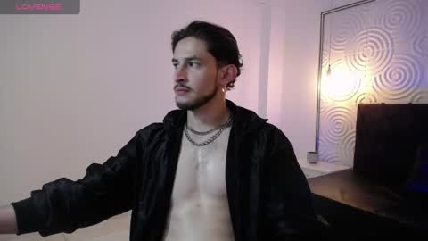 Axel  online show from 7, 6, 2026