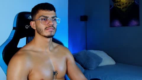 axel stein NEW ACCOUNT online show from 4, 2, 2025