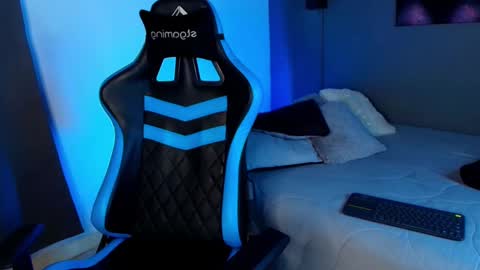 axel stein NEW ACCOUNT online show from 17, 2, 2025