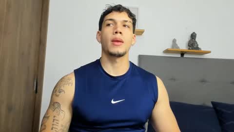 INDEPENDENT MODEL  online show from 30, 9, 2025