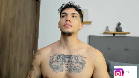 Snapshot of axel_taylor21 chatting on 22, 12, 2025 INDEPENDENT MODEL online show from 22, 12, 2025