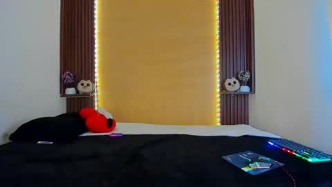 axelfox_ online show from 12, 3, 2025