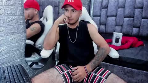 Axell Cross2 online show from 25, 2, 2025