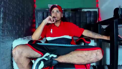 Axell Cross2 online show from 19, 4, 2026