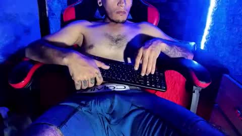 Axell Cross2 online show from 23, 4, 2026