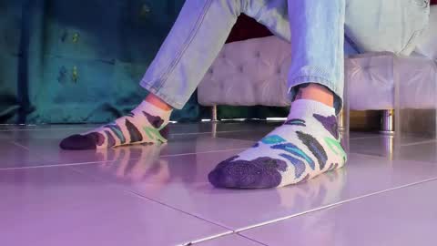 im your little femboy  ALEX   online show from 14, 1, 2026