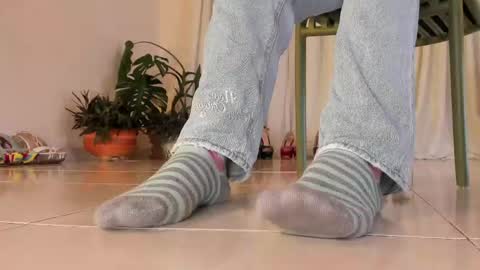 im your little femboy  ALEX   online show from 4, 6, 2026
