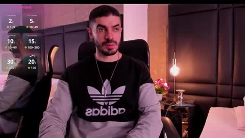 Axel Thompsom online show from 10, 9, 2025