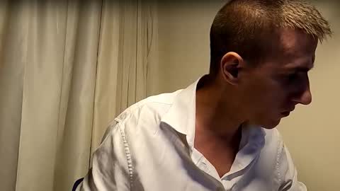 Axl online show from 10, 9, 2025